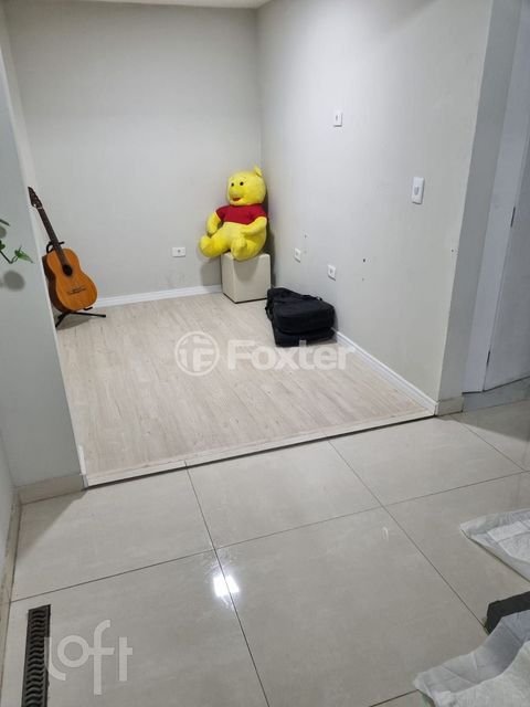 Image 2 - 881694