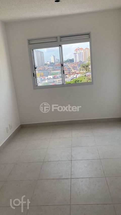 Image 0 - 881695