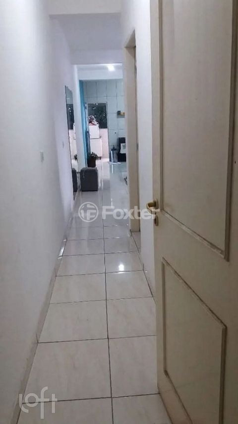 Image 5 - 881697