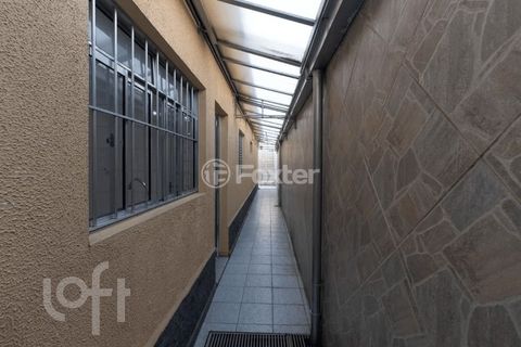 Image 13 - 881704