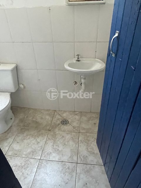 Image 9 - 881706