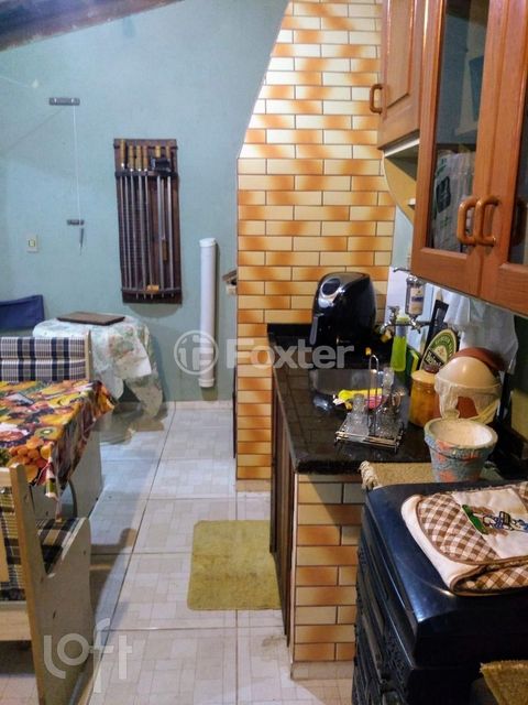 Image 7 - 881709