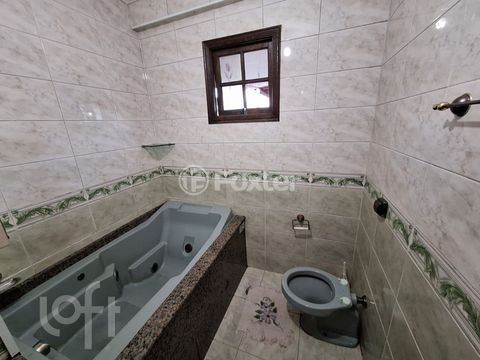 Image 10 - 881713