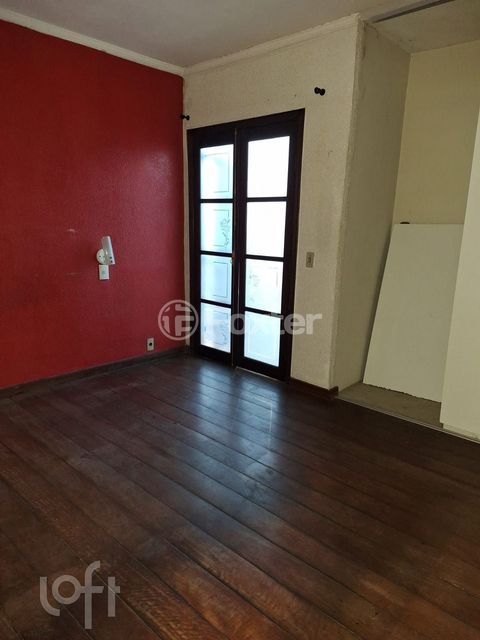 Image 6 - 881713