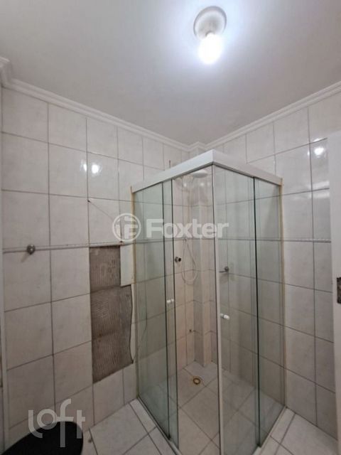 Image 8 - 881726