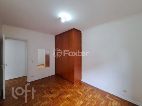 Image 6 - 881726