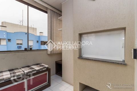 Image 3 - 881730