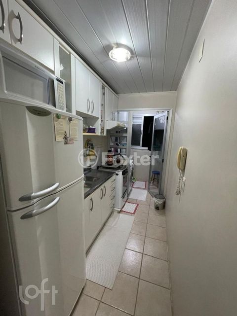 Image 6 - 881730