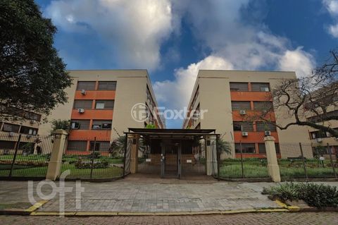 Image 4 - 881736