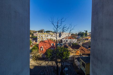 Image 4 - 881740