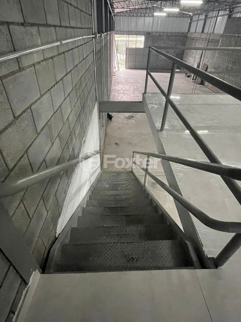 Image 4 - 881749