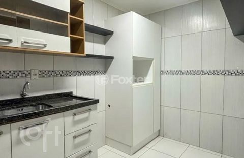 Image 6 - 881765