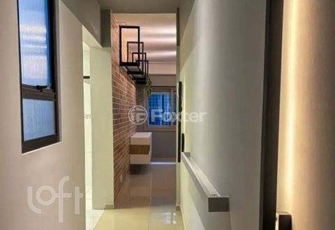 Image 9 - 881765