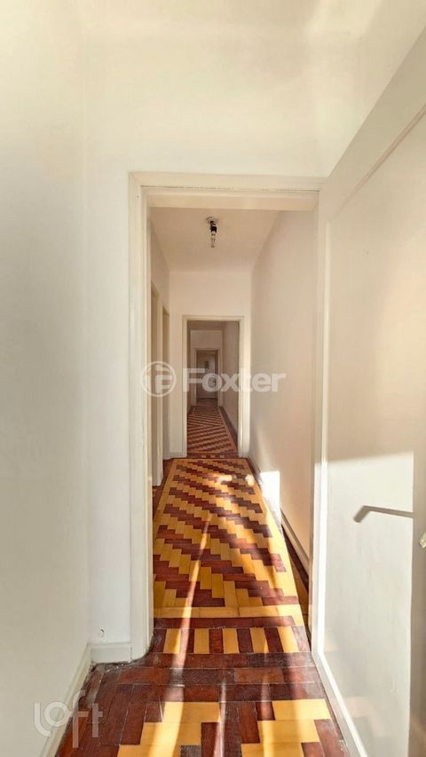 Image 3 - 881766