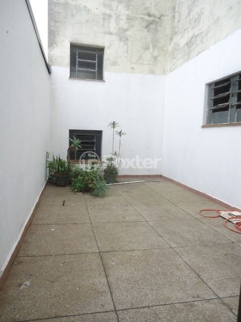 Image 3 - 881784