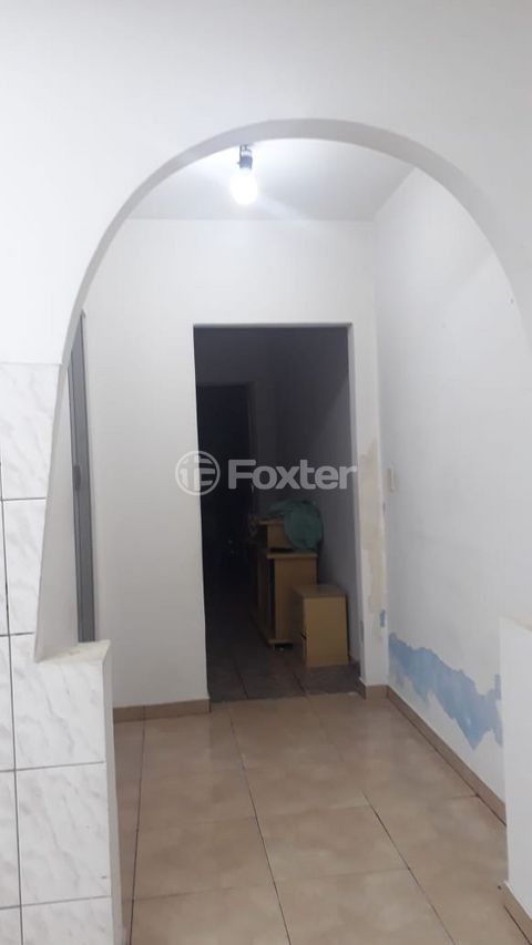 Image 3 - 881793
