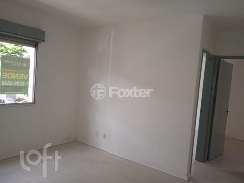 Image 3 - 881911