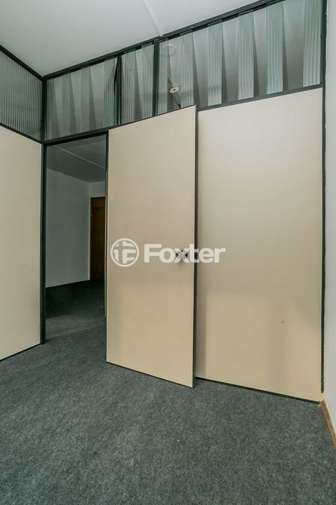 Image 14 - 881975