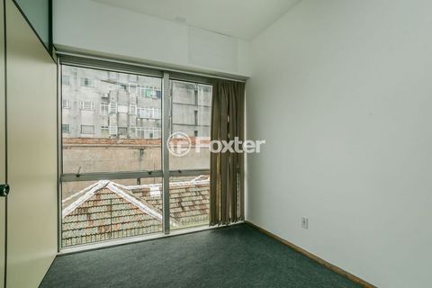 Image 7 - 881975