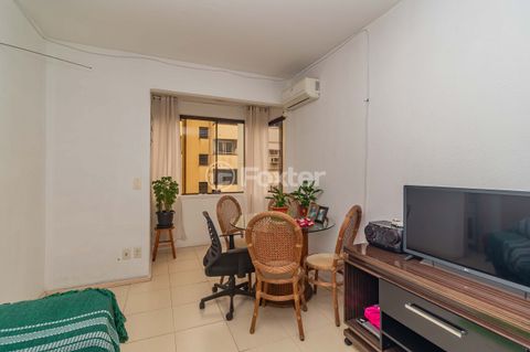Image 1 - 882031