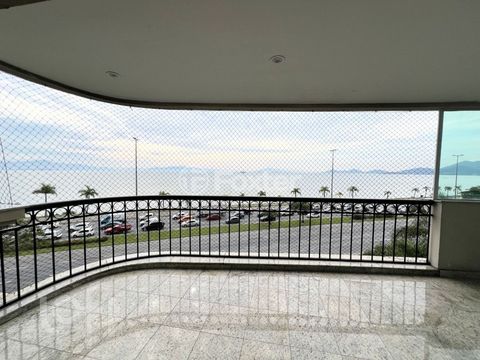 Image 8 - 882039