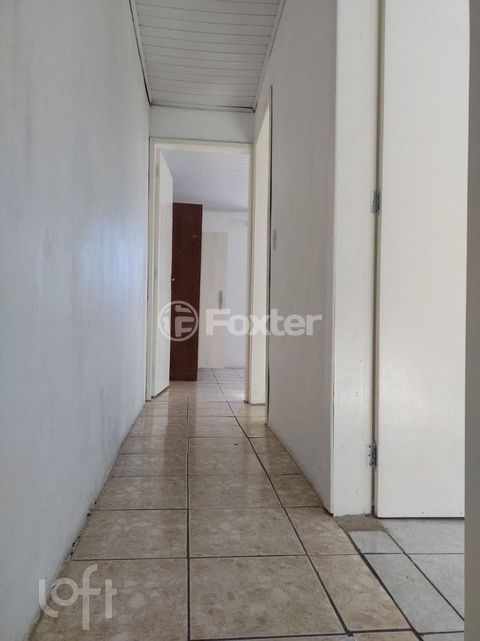 Image 8 - 882041