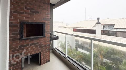 Image 8 - 882131