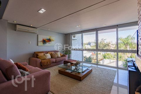 Image 1 - 882159