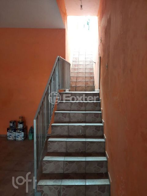 Image 7 - 882166