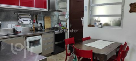 Image 8 - 882217