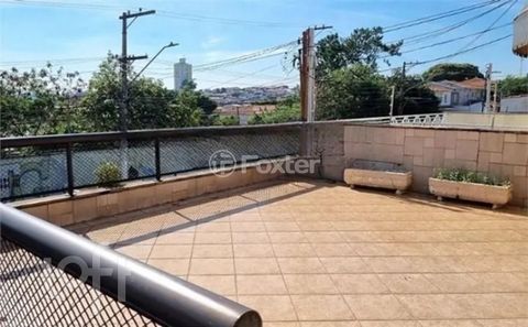Image 7 - 882226