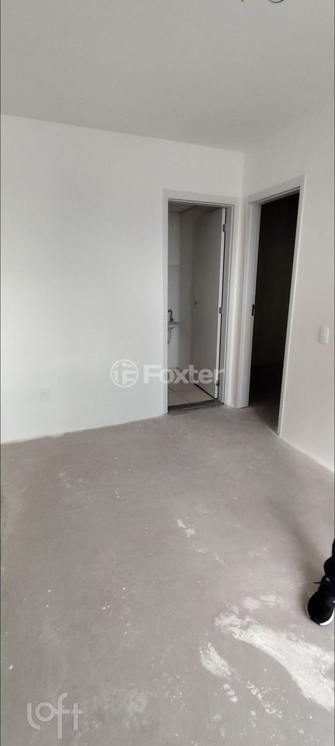 Image 4 - 882237