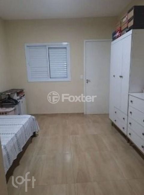 Image 7 - 882260