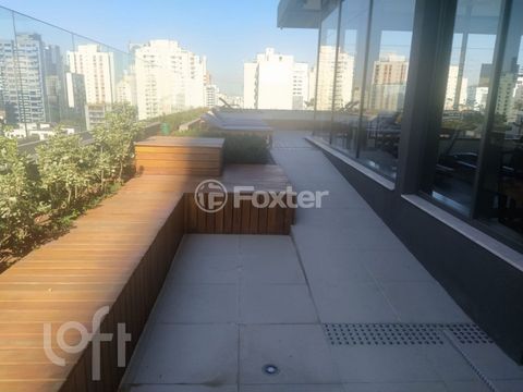 Image 8 - 882267