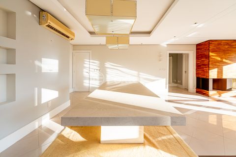Image 9 - 882279