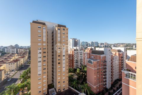 Image 8 - 882317