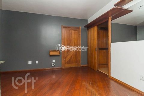 Image 9 - 882329