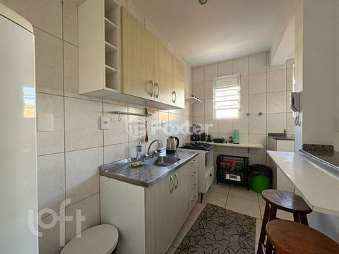 Image 3 - 882363