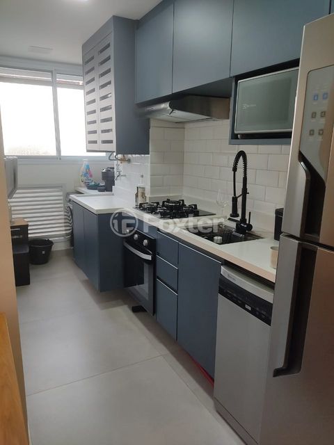 Image 2 - 882369