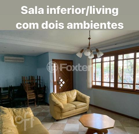 Image 0 - 882383