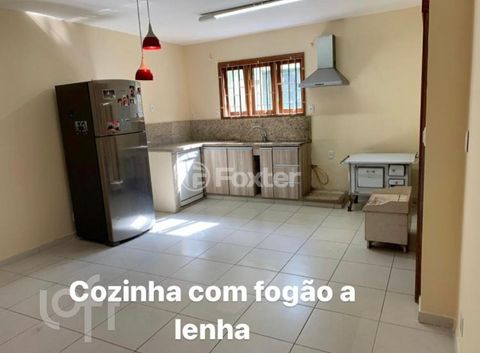 Image 7 - 882383