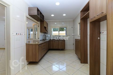 Image 7 - 882412