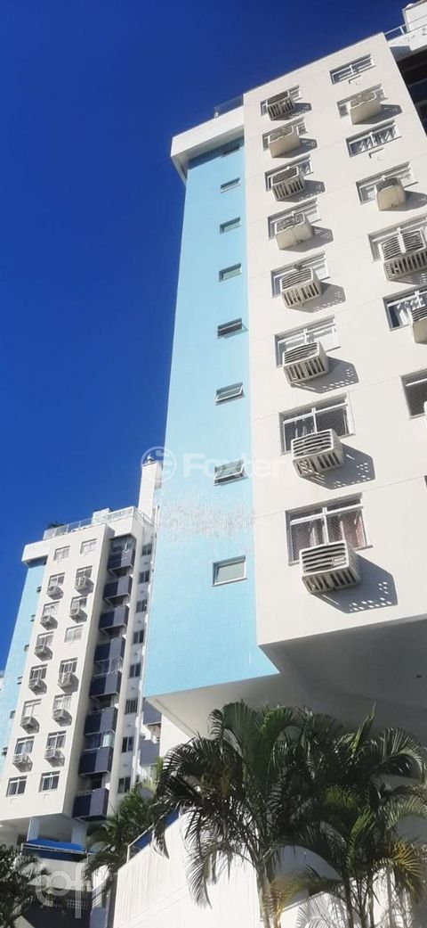 Image 1 - 882462