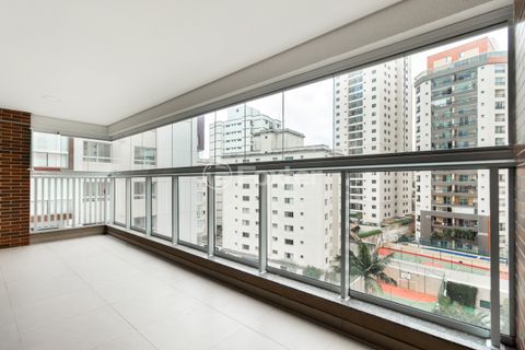 Image 7 - 882486