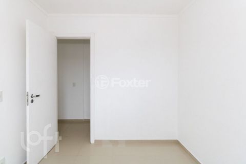 Image 11 - 882504