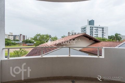 Image 17 - 882520
