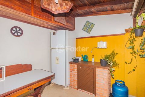 Image 7 - 882526