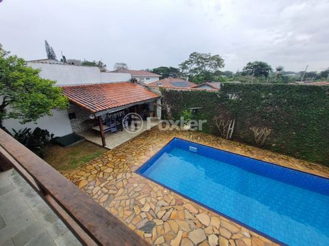 Image 1 - 882596