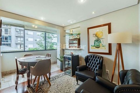 Image 3 - 882605