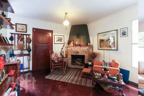 Image 4 - 882617